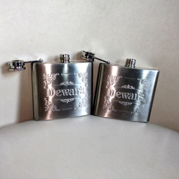Dewar's Stainless steel flasks - LOT OF TWO - 5 oz. - Picture 2 of 11